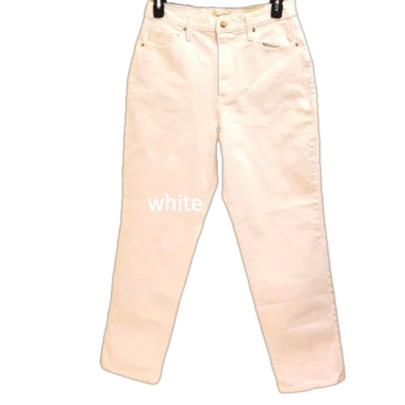 Universal Thread Denim - Universal Thread Womens White 90s Vintage Straight Leg Jeans Short